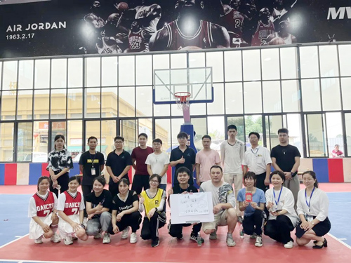 快乐运动，，高效事情——Z6尊龙旗舰厅十五周年庆趣味运动会